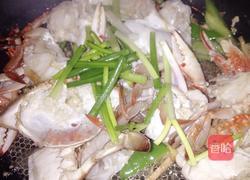 尖椒炒花蟹的做法图解5