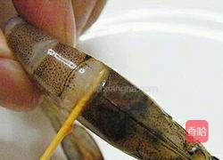 酥皮大虾的做法图解1