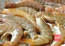 酥皮大虾的做法图解2