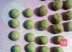 白莲蓉蛋黄广式月饼的做法图解6