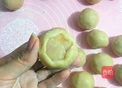 白莲蓉蛋黄广式月饼的做法图解10