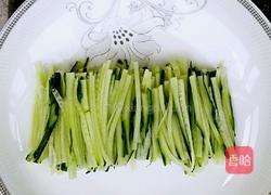 鸡丝腐竹拌黄瓜的做法图解3