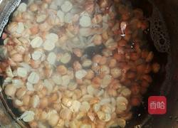 莲子百合糖水的做法图解4