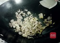 双椒炒鸡肾的做法图解5
