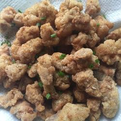 椒盐鸡脆骨的做法[图]