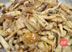 Illustration of how to make a difference with one palm Qian Xiong's Palm 6