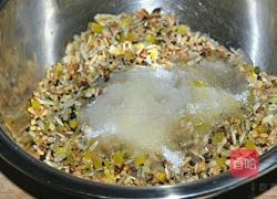 五仁月饼的做法图解3