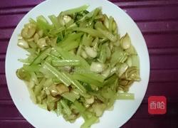 芹菜炒百合的做法图解6