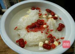 花样木瓜银耳羹――JIARU 的做法图解1