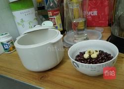 红豆粥的做法图解1