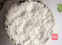 火腿肠鸡蛋饼的做法图解3