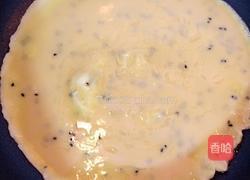 火腿肠鸡蛋饼的做法图解6