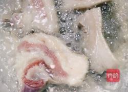 小炒五花肉的做法图解1