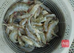 鲜虾粥的做法图解1