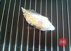 锡纸烤地瓜的做法图解1