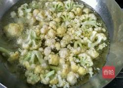 花菜炒肉片的做法图解3