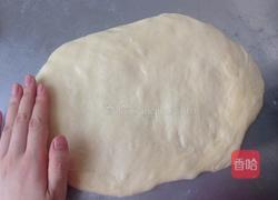 牛奶面包的做法图解3