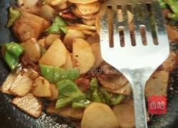 青椒肉炒土豆片的做法图解4