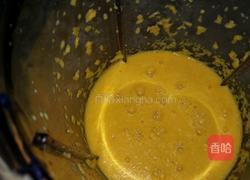 南瓜纸杯戚风蛋糕的做法图解3