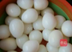 鹌鹑蛋排骨的做法图解3