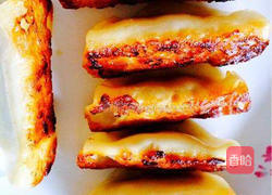 电饼当香菇鲜肉个锅贴的做法图解7