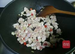 板栗烧鸡的做法图解3