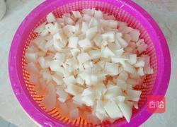 藕丁炒肉的做法图解2