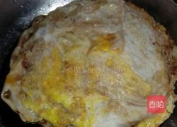 榨菜丝蛋炒饭的做法图解2