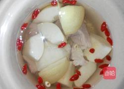 川贝雪梨瘦肉汤的做法图解3