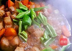 啤酒焖胡萝卜五花肉的做法图解5