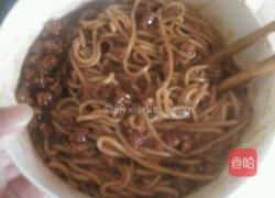 香菇肉丁炸酱面的做法图解9