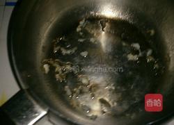 花式拌面镶鱼片的做法图解4