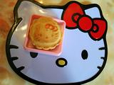 kitty 猫椰汁奶油蛋黄酱月饼的做法[图]
