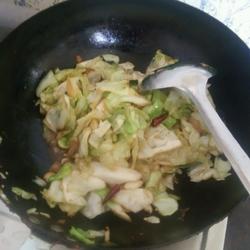 酸辣白菜的做法[图]