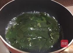 凉拌螺旋藻的做法图解3