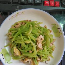 鸡丝芦笋的做法[图]