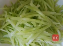 鸡丝芦笋的做法图解1