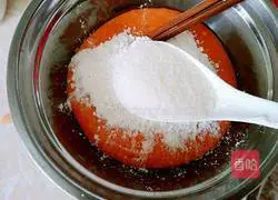 Illustration of making homemade carrot flavored glutinous rice balls 6