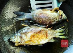 什锦红烧鲫鱼的做法图解6