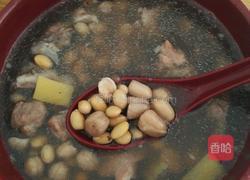 花生黄豆排骨汤的做法图解5