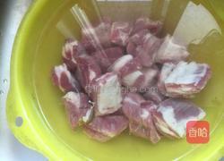 糖醋排骨的做法图解1