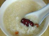 红枣枸杞小米粥的做法[图]