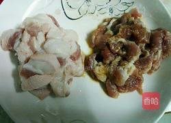 双椒炒肉的做法图解2