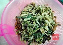 白菜心菜干汤的做法图解2