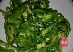 青椒炒素鸡的做法图解4