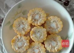 玉米菠菜丸子汤的做法图解2