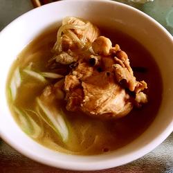 平菇土鸡汤煲的做法[图]