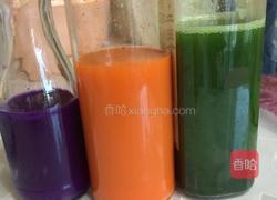 蔬菜汁饺子的做法图解2