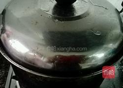 板栗煲鸡汤的做法图解4