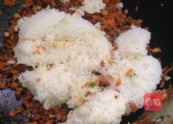胡萝卜炒饭的做法图解11